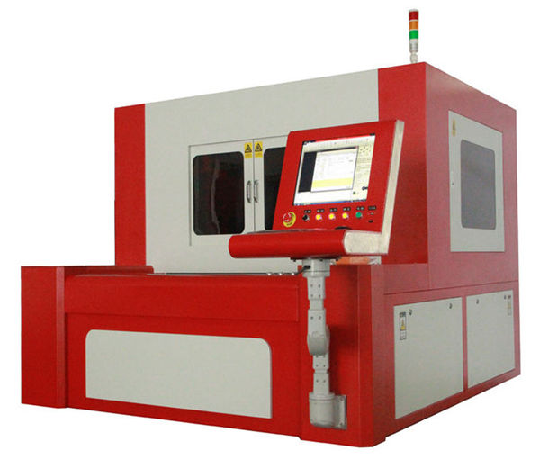ഉയർന്ന കൃത്യമായ ലോഹ ഭാഗങ്ങൾക്കായി 380v 50 / 60hz ഫൈബർ ലേസർ കട്ടിംഗ് മെഷീൻ
